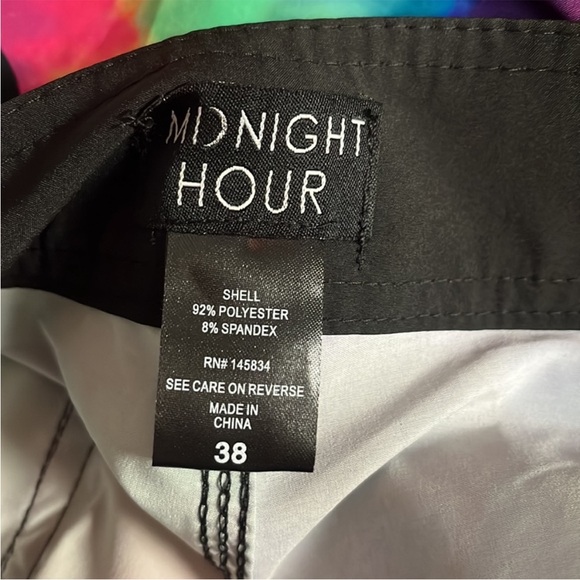 Hot Topic Midnight Hour NWT neon alien Swim trunks Size 38 - Picture 5 of 5